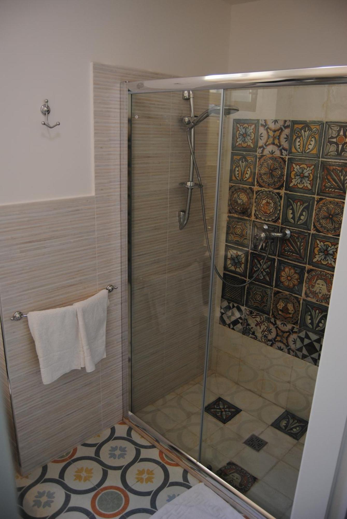 B & B Palazzo Maestro & Corte Maestro Rooms Gallipoli Værelse billede
