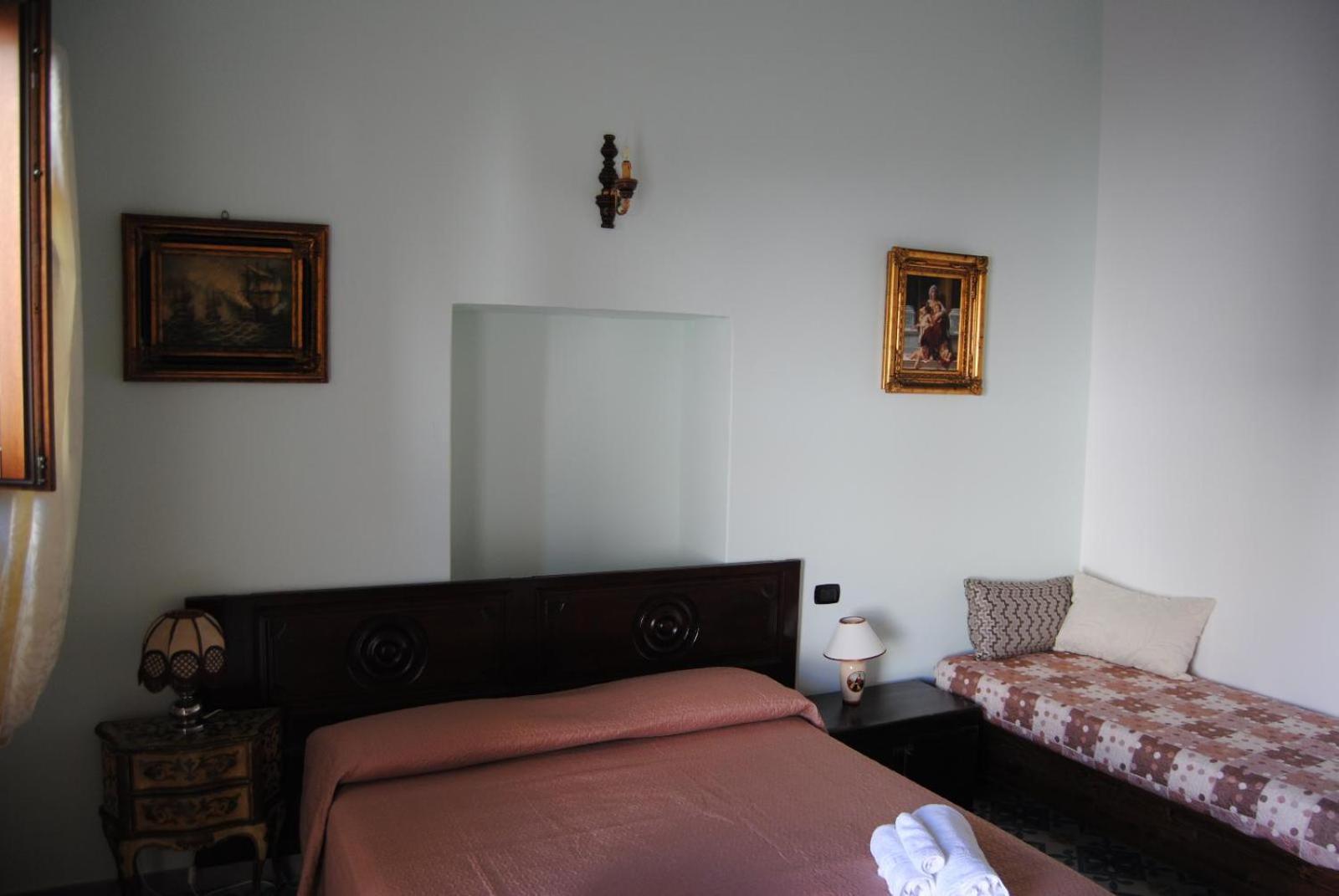 B & B Palazzo Maestro & Corte Maestro Rooms Gallipoli Værelse billede