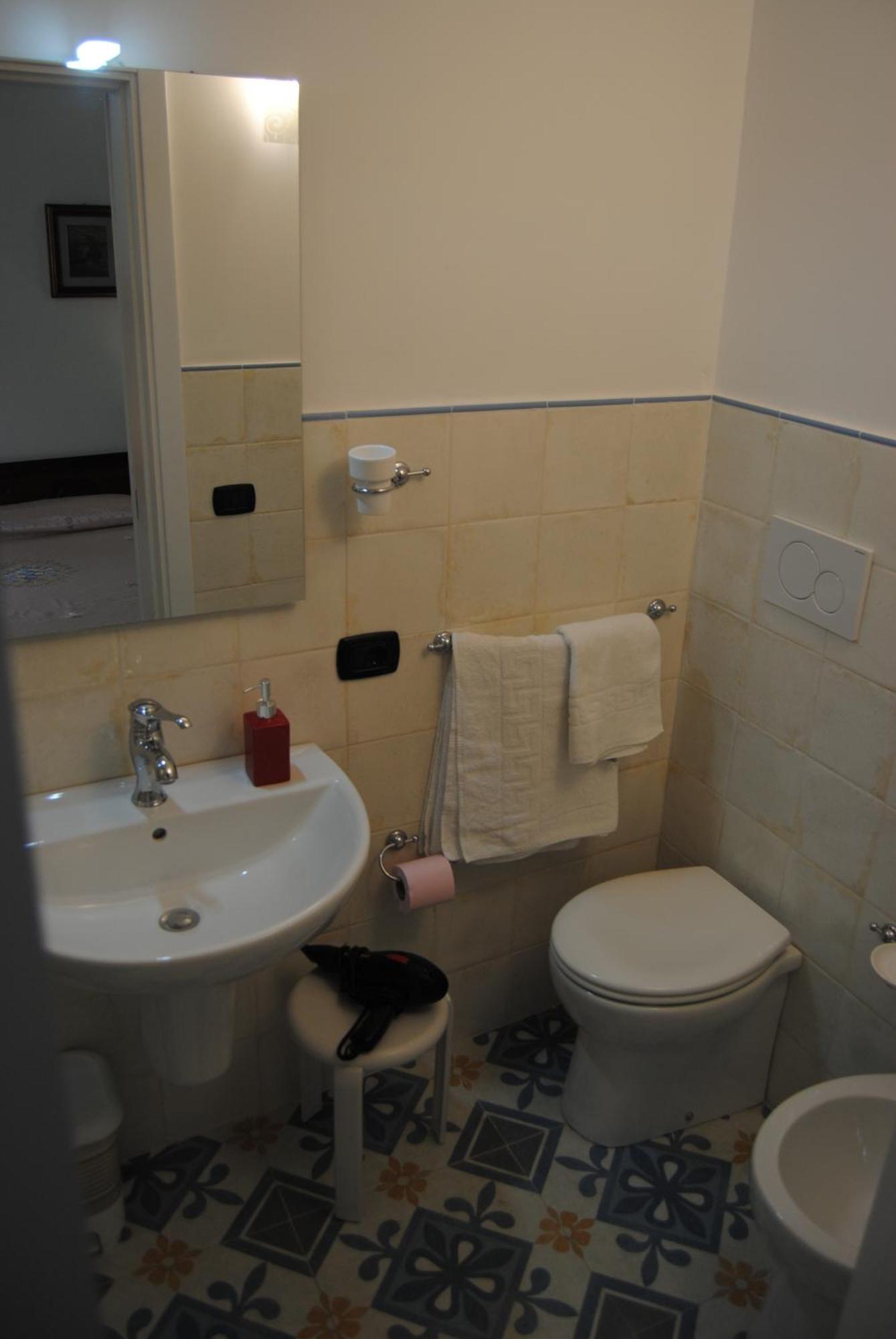 B & B Palazzo Maestro & Corte Maestro Rooms Gallipoli Værelse billede